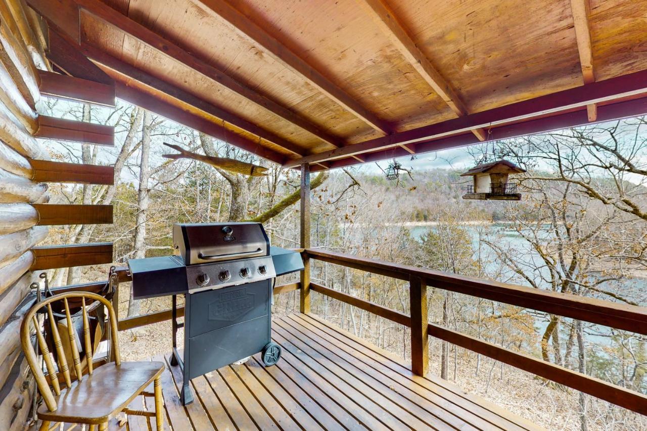 Charlie'S Ol' Fishing Cabin Eureka Springs Exterior photo